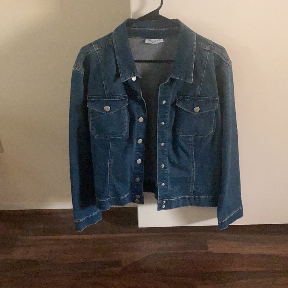 NWOT Westport Dress Barn Denim Jean Jacket with silver buttons, XL
